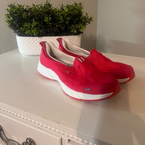 RYKA Slip on 7.5 - Picture 9 of 10